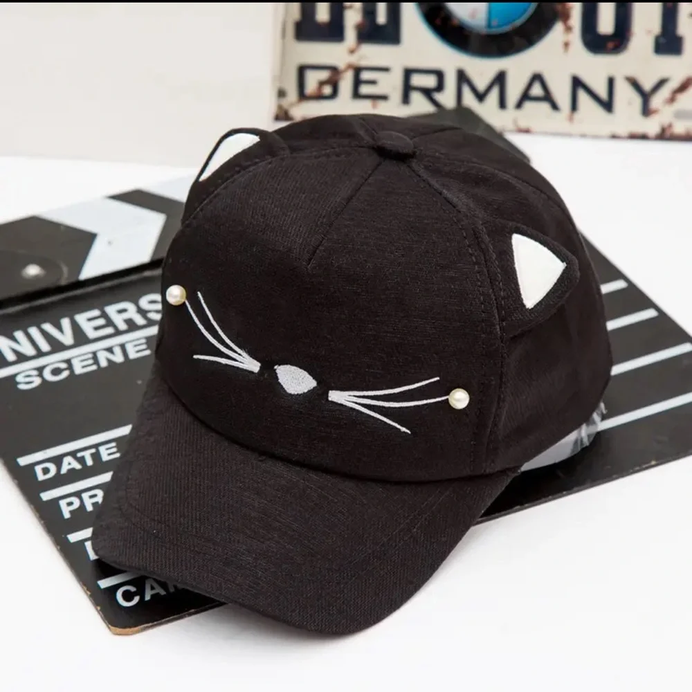 New Gentle Meow Women’s Black Baseball Cat Cap Hat With Whiskers & Ears Polar - Picture 6 of 16